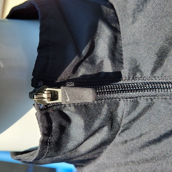 Nike unisex winter jacket Color Black size M - Picture 4 of 10